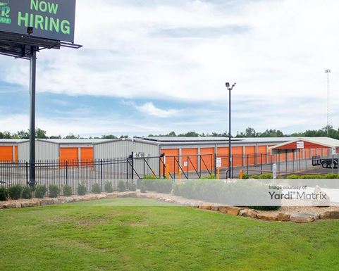 Source URL: https://cdnsc.rentcafe.com/dmslivecafe/3/1955507/1955507-1-2.jpg?width=-1&height=385&quality=80