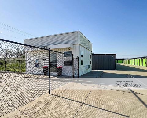 Source URL: https://cdnsc.rentcafe.com/dmslivecafe/3/1955514/1955514-1-4.jpg?width=-1&height=385&quality=80