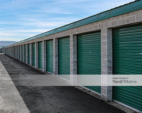 Source URL: https://cdnsc.rentcafe.com/dmslivecafe/3/1971893/1971893-1-2.jpg?width=-1&height=385&quality=80