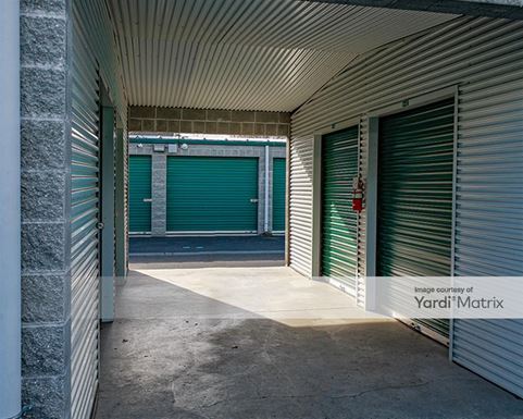 Source URL: https://cdnsc.rentcafe.com/dmslivecafe/3/1971919/1971919-1-6.jpg?width=-1&height=385&quality=80