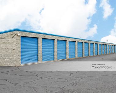 Storage Units for Rent available at 2995 Avenue G, White City, OR 97503