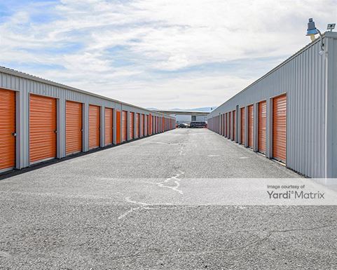 Source URL: https://cdnsc.rentcafe.com/dmslivecafe/3/1971958/1971958-1-5.jpg?width=-1&height=385&quality=80