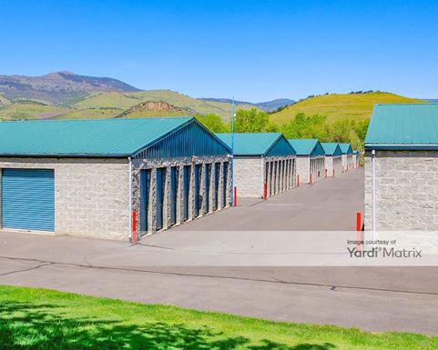 Source URL: https://cdnsc.rentcafe.com/dmslivecafe/3/1971967/1971967-1-4.jpg?width=-1&height=385&quality=80