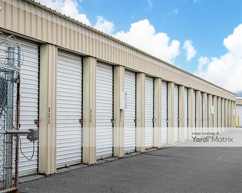 Source URL: https://cdnsc.rentcafe.com/dmslivecafe/3/1972000/1972000-1-4.jpg?width=-1&height=385&quality=80