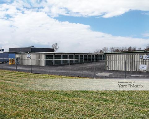 Source URL: https://cdnsc.rentcafe.com/dmslivecafe/3/1972007/1972007-1-4.jpg?width=-1&height=385&quality=80