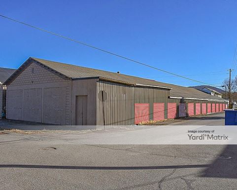 Source URL: https://cdnsc.rentcafe.com/dmslivecafe/3/1972017/1972017-1-3.jpg?width=-1&height=385&quality=80