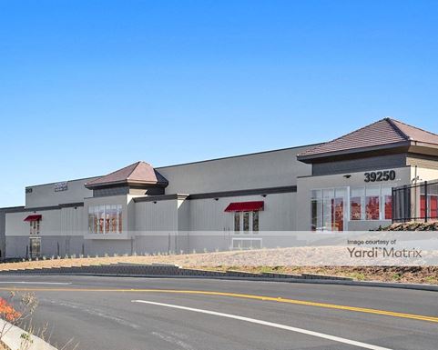 Source URL: https://cdnsc.rentcafe.com/dmslivecafe/3/1972036/1972036-1-5.jpg?width=-1&height=385&quality=80