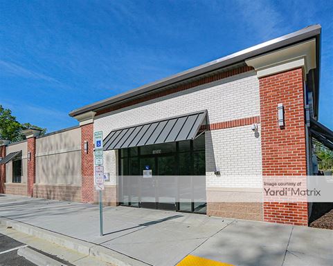 Source URL: https://cdnsc.rentcafe.com/dmslivecafe/3/1972083/1972083-1-3.jpg?width=-1&height=385&quality=80