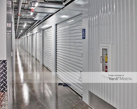 Source URL: https://cdnsc.rentcafe.com/dmslivecafe/3/1972086/1972086-1-6.jpg?width=-1&height=385&quality=80