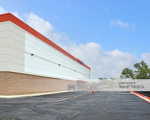 Source URL: https://cdnsc.rentcafe.com/dmslivecafe/3/1972099/1972099-1-5.jpg?width=-1&height=385&quality=80