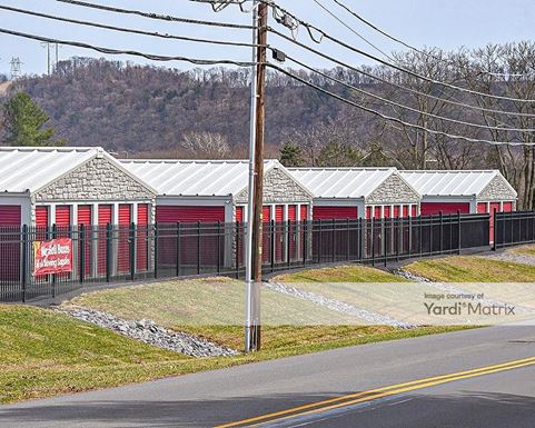 Source URL: https://cdnsc.rentcafe.com/dmslivecafe/3/1972117/1972117-1-5.jpg?width=-1&height=385&quality=80