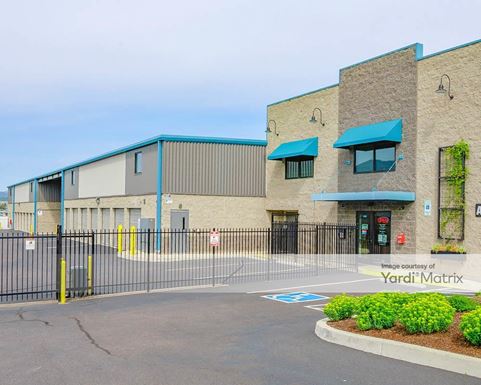 Source URL: https://cdnsc.rentcafe.com/dmslivecafe/3/1972122/1972122-1-5.jpg?width=-1&height=385&quality=80