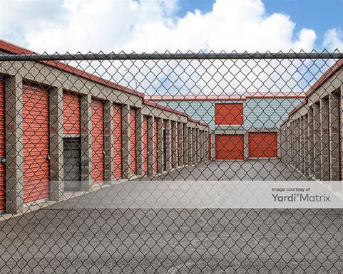 Source URL: https://cdnsc.rentcafe.com/dmslivecafe/3/1972145/1972145-1-4.jpg?width=-1&height=385&quality=80