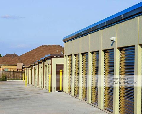 Source URL: https://cdnsc.rentcafe.com/dmslivecafe/3/1972183/1972183-1-3.jpg?width=-1&height=385&quality=80