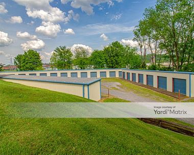 Storage Units for Rent available at 800 Pine Street, Calhoun, GA 30701