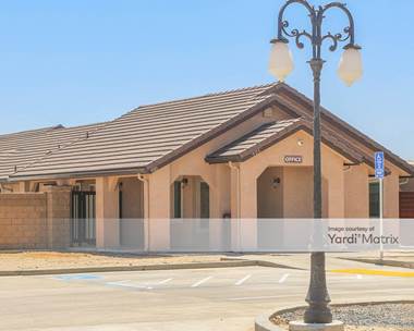 Storage Units for Rent available at 921 East 5th Street, Hanford, CA 93230