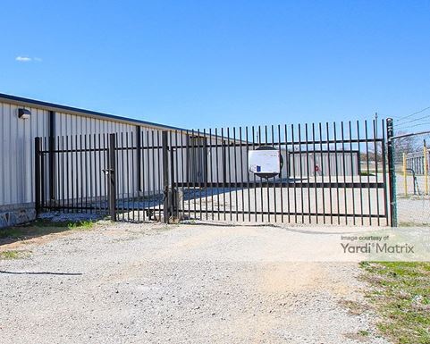 Source URL: https://cdnsc.rentcafe.com/dmslivecafe/3/1973394/1973394-1-2.jpg?width=-1&height=385&quality=80