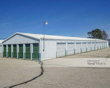 Storage Units for Rent available at 6105 State Street, Saginaw, MI 48603