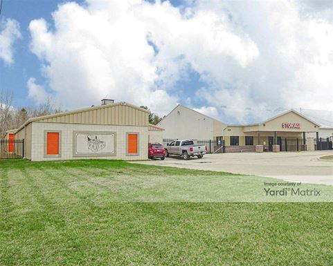 Source URL: https://cdnsc.rentcafe.com/dmslivecafe/3/1980539/1980539-1-3.jpg?width=-1&height=385&quality=80