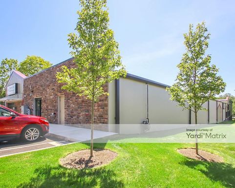 Source URL: https://cdnsc.rentcafe.com/dmslivecafe/3/1980552/1980552-1-2.jpg?width=-1&height=385&quality=80