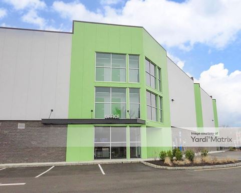 Source URL: https://cdnsc.rentcafe.com/dmslivecafe/3/1980553/1980553-1-2.jpg?width=-1&height=385&quality=80