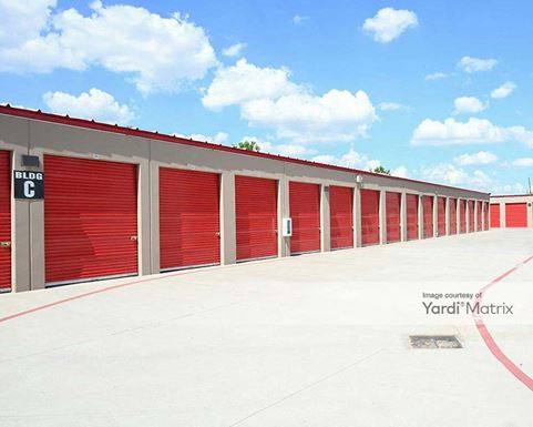 Source URL: https://cdnsc.rentcafe.com/dmslivecafe/3/1980557/1980557-1-2.jpg?width=-1&height=385&quality=80