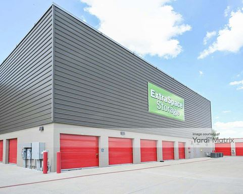 Source URL: https://cdnsc.rentcafe.com/dmslivecafe/3/1980557/1980557-1-3.jpg?width=-1&height=385&quality=80