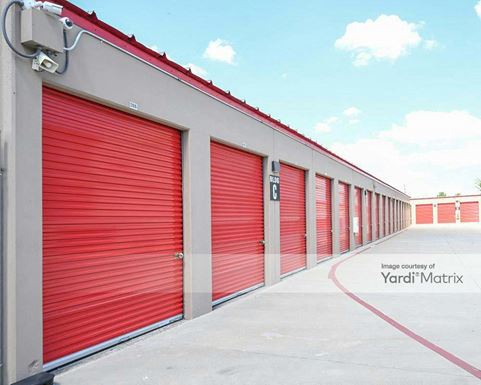 Source URL: https://cdnsc.rentcafe.com/dmslivecafe/3/1980557/1980557-1-5.jpg?width=-1&height=385&quality=80