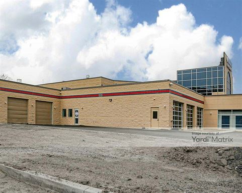 Source URL: https://cdnsc.rentcafe.com/dmslivecafe/3/1980558/1980558-1-3.jpg?width=-1&height=385&quality=80