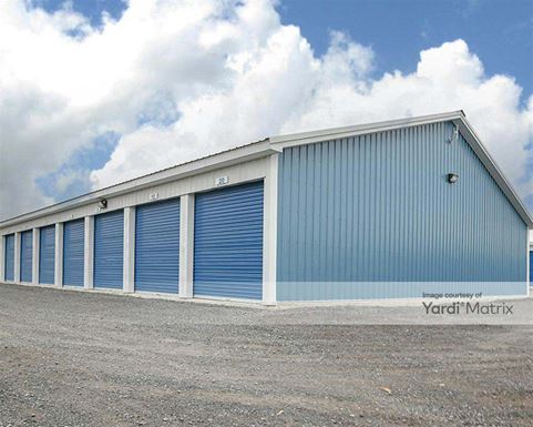 Source URL: https://cdnsc.rentcafe.com/dmslivecafe/3/1980560/1980560-1-3.jpg?width=-1&height=385&quality=80