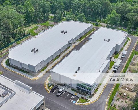 Source URL: https://cdnsc.rentcafe.com/dmslivecafe/3/1980562/1980562-1-4.jpg?width=-1&height=385&quality=80