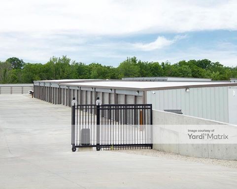 Source URL: https://cdnsc.rentcafe.com/dmslivecafe/3/1980597/1980597-1-3.jpg?width=-1&height=385&quality=80