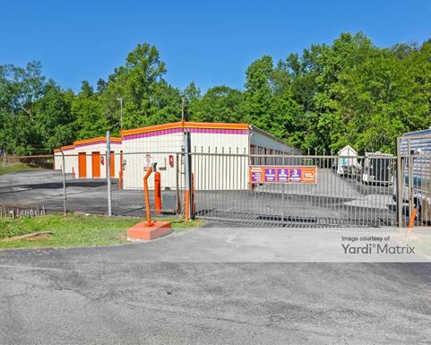 Source URL: https://cdnsc.rentcafe.com/dmslivecafe/3/1989513/1989513-1-5.jpg?width=-1&height=385&quality=80