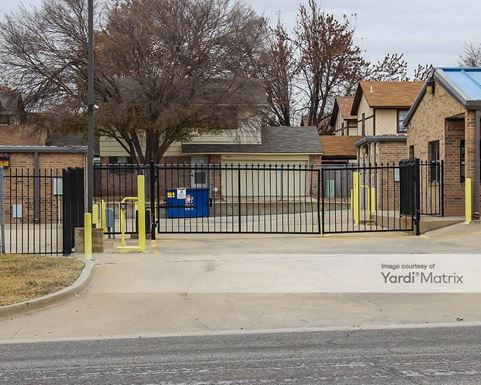 Source URL: https://cdnsc.rentcafe.com/dmslivecafe/3/1989525/1989525-1-5.jpg?width=-1&height=385&quality=80