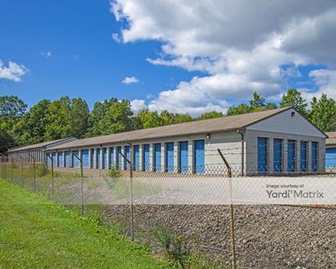 Storage Units for Rent available at 2024 South Raccoon Road, Youngstown, OH 44515