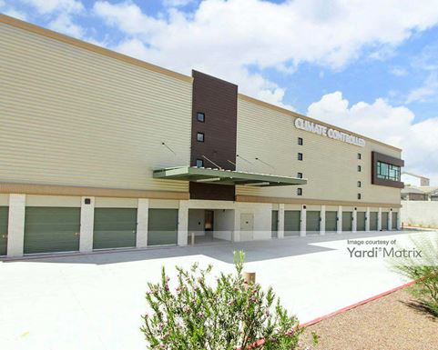 Source URL: https://cdnsc.rentcafe.com/dmslivecafe/3/1989653/1989653-1-2.jpg?width=-1&height=385&quality=80