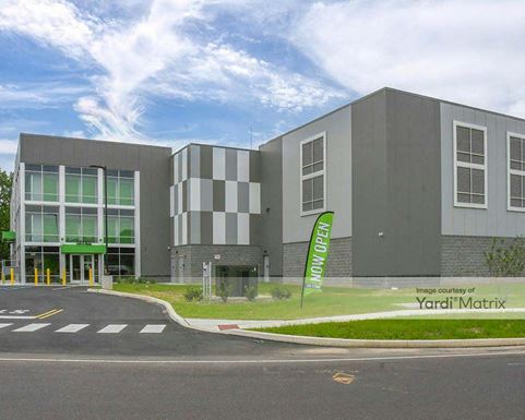 Source URL: https://cdnsc.rentcafe.com/dmslivecafe/3/1989659/1989659-1-2.jpg?width=-1&height=385&quality=80