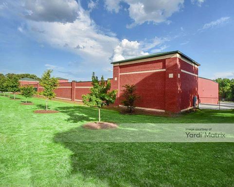 Source URL: https://cdnsc.rentcafe.com/dmslivecafe/3/1989707/1989707-1-2.jpg?width=-1&height=385&quality=80