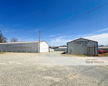 Storage Units for Rent available at 813 East Karsch Blvd, Farmington, MO 63640