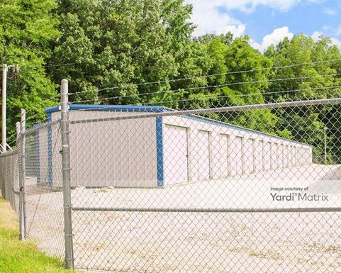 Source URL: https://cdnsc.rentcafe.com/dmslivecafe/3/2017381/2017381-1-3.jpg?width=-1&height=385&quality=80