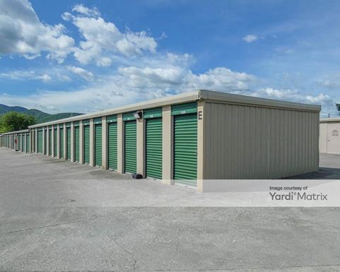 Source URL: https://cdnsc.rentcafe.com/dmslivecafe/3/2017429/2017429-1-2.jpg?width=-1&height=385&quality=80