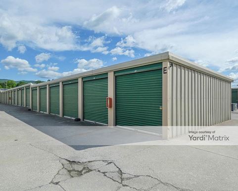 Source URL: https://cdnsc.rentcafe.com/dmslivecafe/3/2017429/2017429-1-4.jpg?width=-1&height=385&quality=80