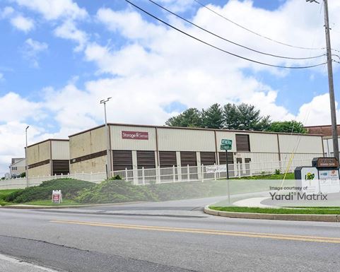 Source URL: https://cdnsc.rentcafe.com/dmslivecafe/3/2017435/2017435-1-4.jpg?width=-1&height=385&quality=80