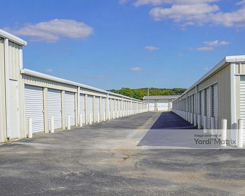 Source URL: https://cdnsc.rentcafe.com/dmslivecafe/3/2017444/2017444-1-4.jpg?width=-1&height=385&quality=80