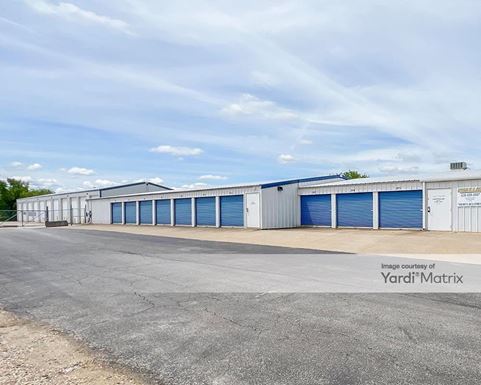 Source URL: https://cdnsc.rentcafe.com/dmslivecafe/3/2017457/2017457-1-1.jpg?width=-1&height=385&quality=80