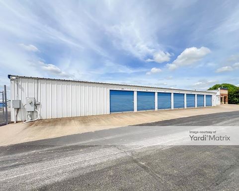 Source URL: https://cdnsc.rentcafe.com/dmslivecafe/3/2017457/2017457-1-4.jpg?width=-1&height=385&quality=80