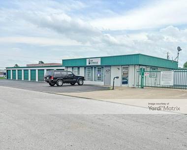 Storage Units for Rent available at 118 West North Street, Republic, MO 65738