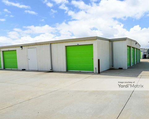 Source URL: https://cdnsc.rentcafe.com/dmslivecafe/3/2017489/2017489-1-3.jpg?width=-1&height=385&quality=80