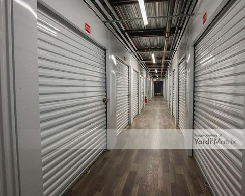 Source URL: https://cdnsc.rentcafe.com/dmslivecafe/3/2017518/2017518-1-5.jpg?width=-1&height=385&quality=80