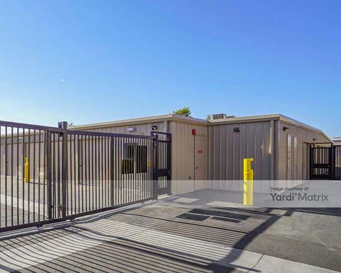 Source URL: https://cdnsc.rentcafe.com/dmslivecafe/3/2017548/2017548-1-4.jpg?width=-1&height=385&quality=80